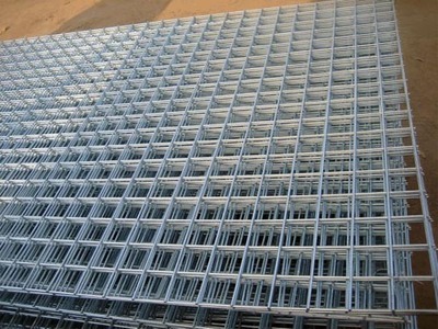 Wire welded mesh has strong anti-corrosion and anti-oxidation